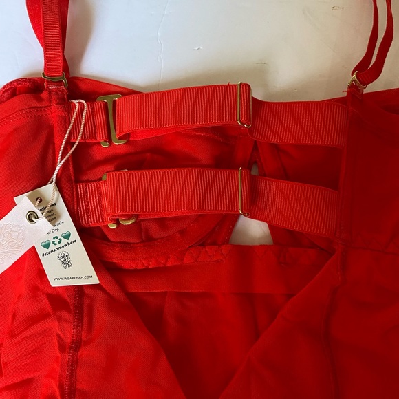 We are HAH/Revolve Under The Wire Bodysuit Red Size M - Picture 14 of 16